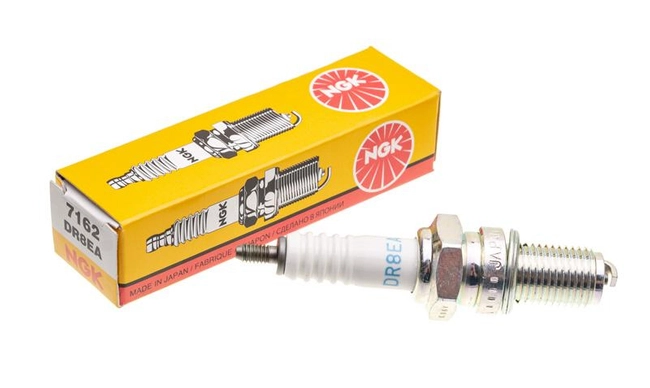 NGK spark plug DR8EA 7162