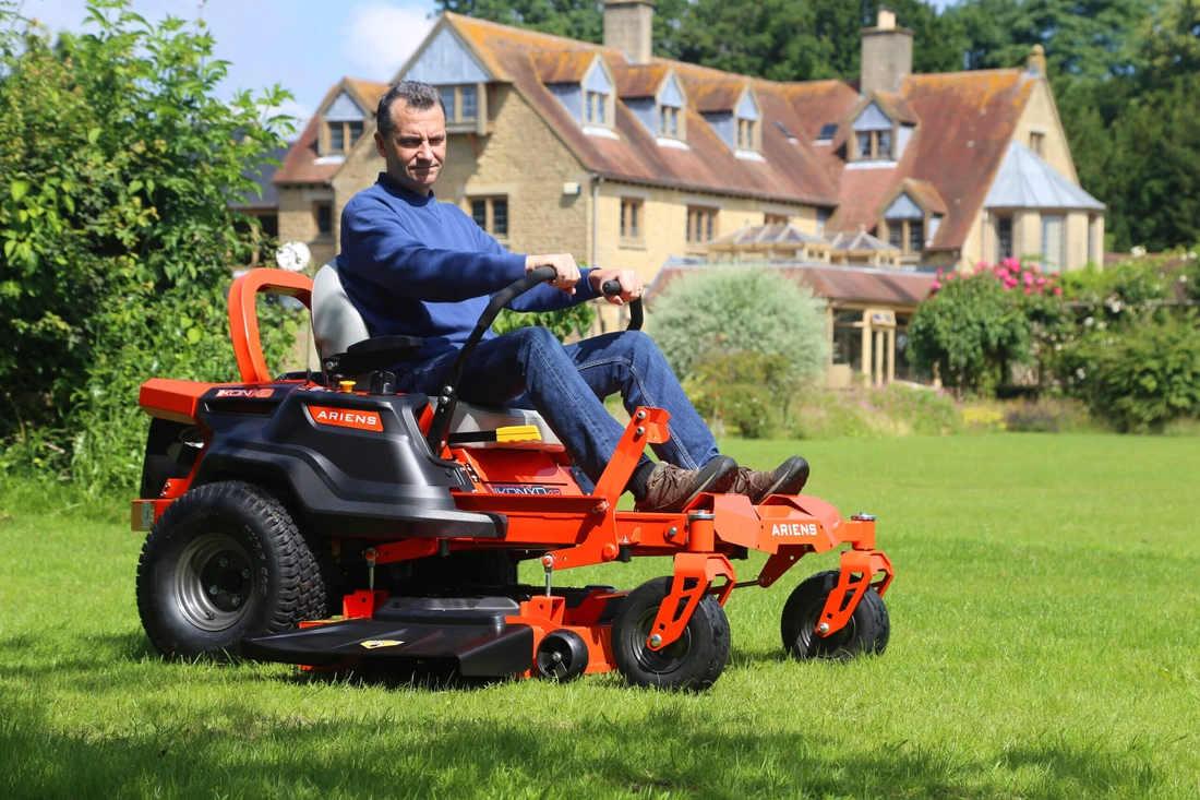 Ariens ikon xd online 52 zero turn mower